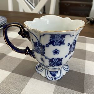 Two Bombay tea cups with gold trim